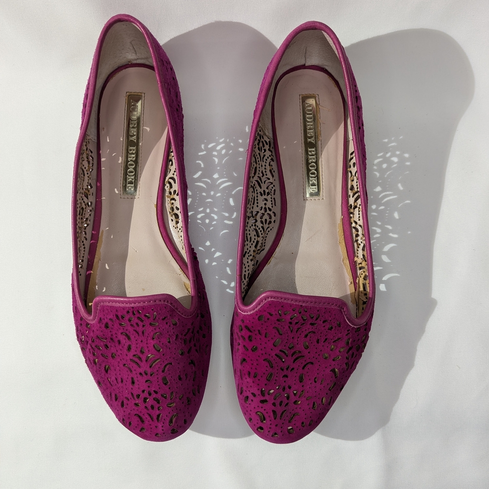 Audrey Brooke Daisy Magenta Laser Cut